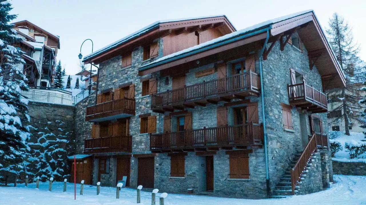 Chalet Renouveau contacts